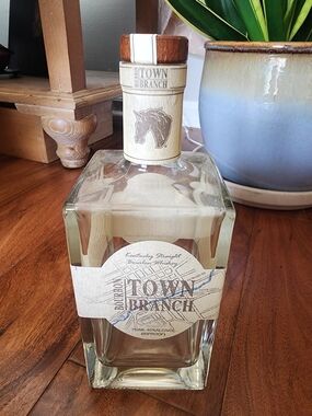 Town Branch Bourbon Whiskey - Decanter